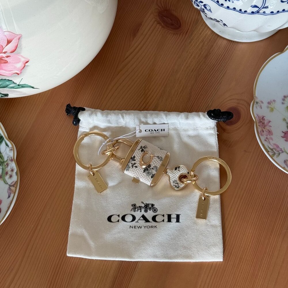 Coach Floral Lock And Key Bag Charm Key Ring (Gold/Chalk) - NWT